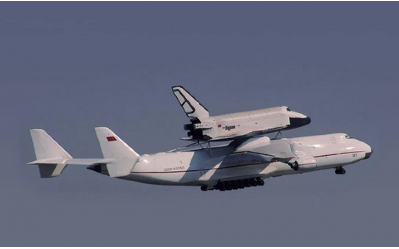 安-225運輸機確認被摧毀！