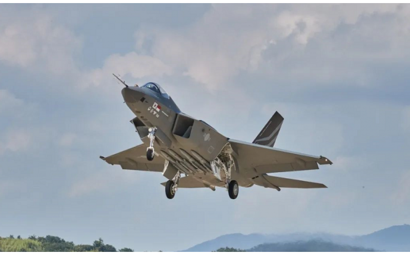 韓國KF-21“獵鷹”戰斗機完成首飛